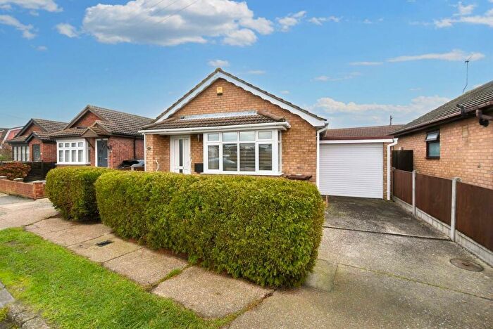 1 Bedroom Detached Bungalow For Sale In Odessa Road, Canvey Island, SS8