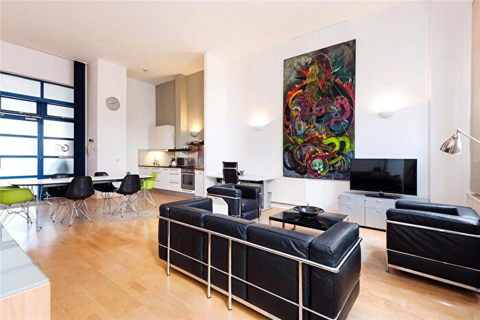 1 Bedroom Apartment To Rent In Chilton Street, Shoreditch, London, E2