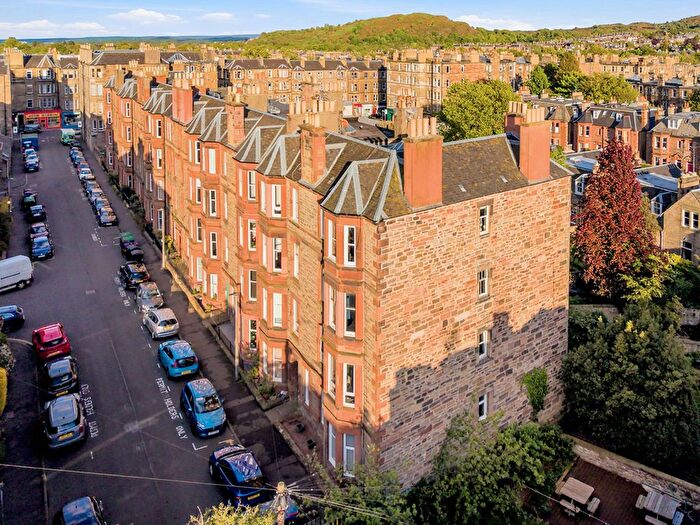 2 Bedroom Flat For Sale In Springvalley Gardens, Edinburgh, EH10
