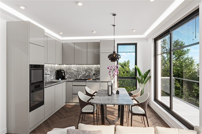 2 Bedroom Apartment To Rent In The Penthouse, Watford Way, Mill Hill, London, NW7