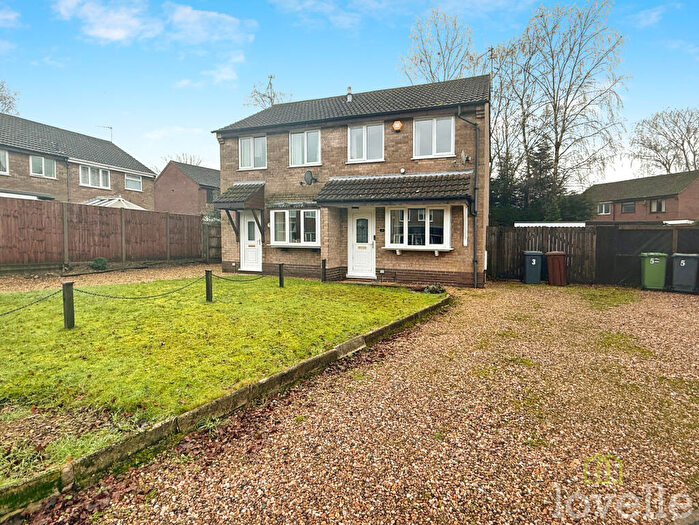 2 Bedroom Semi Detached House To Rent In Harlaxton Close, Lincoln, LN6