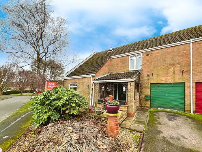 3 Bedroom End Of Terrace House For Sale In Hungate Road, Denton, Grantham, NG32