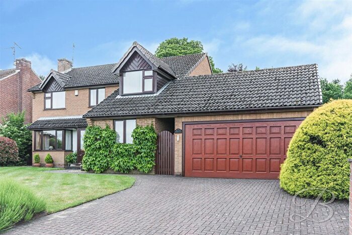 4 Bedroom Detached House For Sale In Dover Beck Close, Ravenshead, Nottingham, NG15