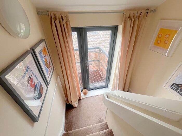 2 Bedroom Flat To Rent In Coral Street, Saltburn-By-The-Sea, TS12