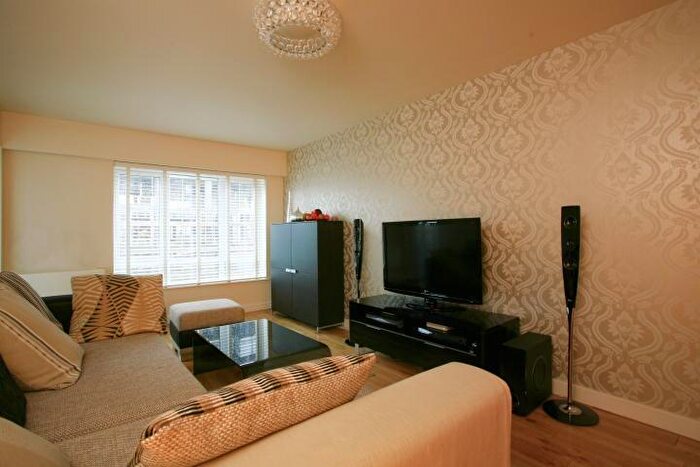 2 Bedroom Flat For Sale In Bentfield House, Heritage Avenue, London, NW9