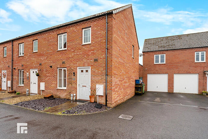3 Bedroom End Of Terrace House For Sale In Goetre Fawr, Radyr, Cardiff, CF15