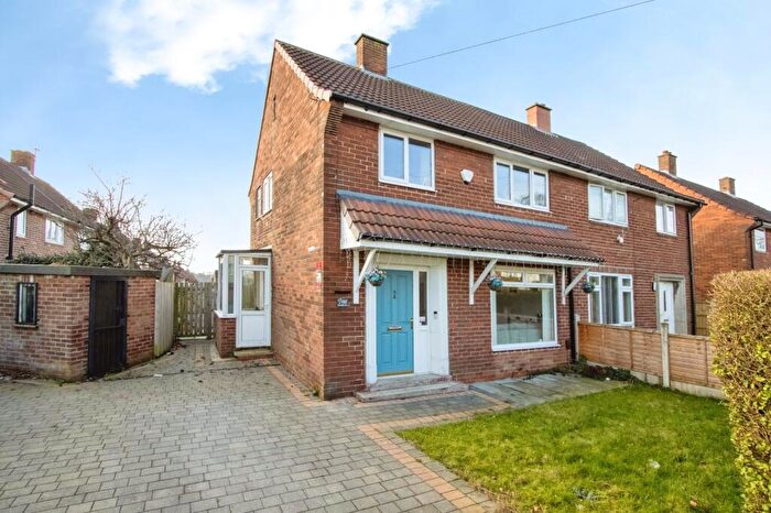 3 Bedroom Semi Detached House For Sale In Swarcliffe Drive, Leeds, West Yorkshire, LS14