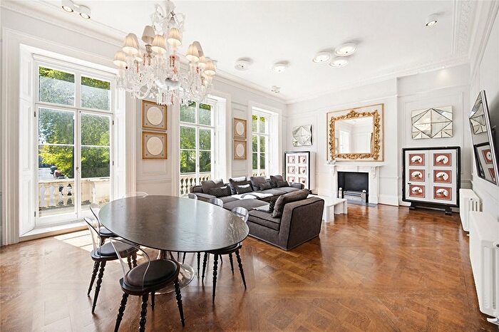 3 Bedroom Flat To Rent In Eccleston Square, Pimlico, London, SW1V