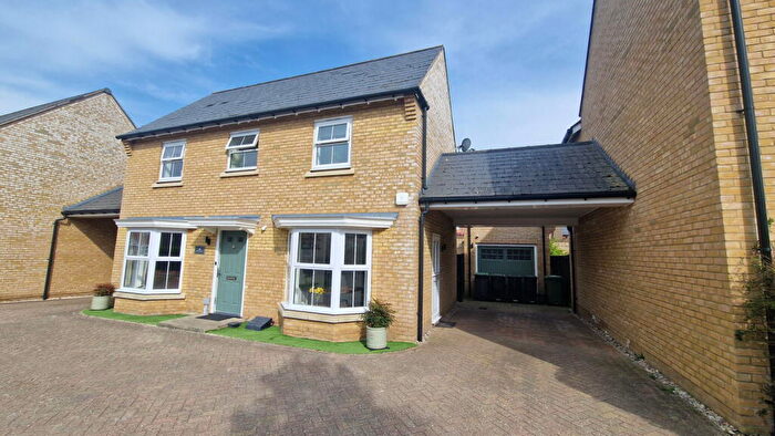 3 Bedroom Detached House For Sale In Newell Road, Stansted, CM24