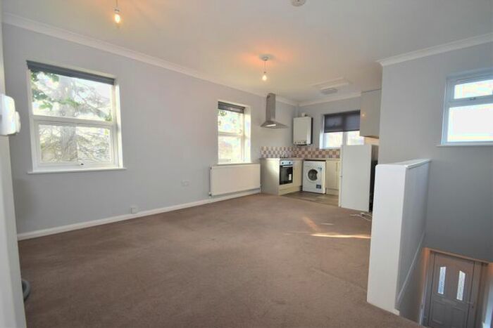 1 Bedroom Flat To Rent In Feltham Road, Ashford TW15