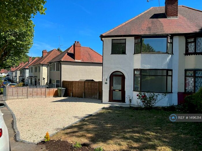 3 Bedroom Semi-Detached House To Rent In Somery Road, Dudley, DY1