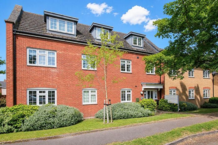 2 Bedroom Flat For Sale In Sanvignes Court, Baldock, SG7