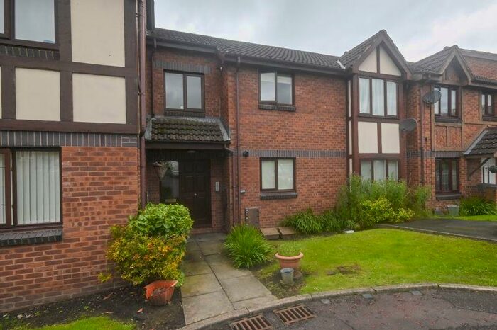 1 Bedroom Flat To Rent In Milton Close, Great Harwood, BB6