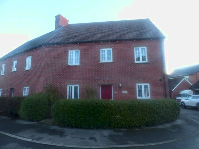 3 Bedroom End Of Terrace House To Rent In Greenstone Road, Shaftesbury SP7