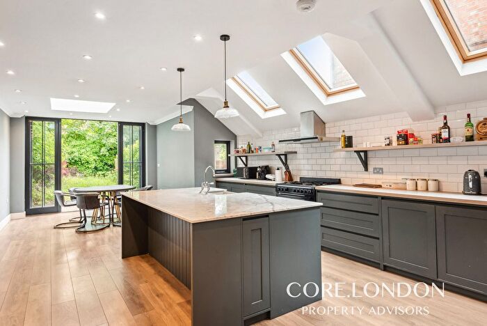 5 Bedroom Terraced House To Rent In Maldon Road, Acton, W3