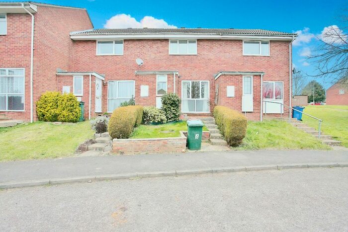 3 Bedroom Terraced House To Rent In Angus Close, Banbury OX16