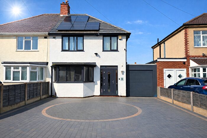 3 Bedroom Property For Sale In Lucknow Road, Willenhall, WV12