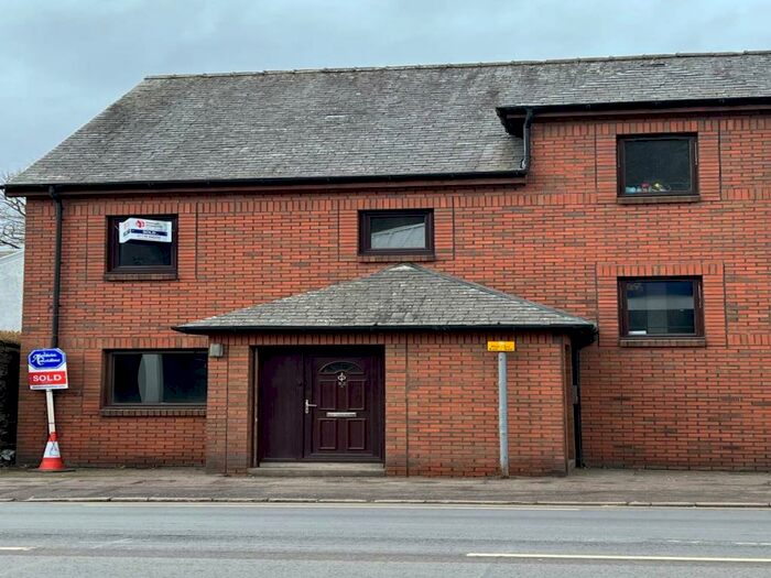 2 Bedroom Ground Flat To Rent In Main Street, Bridgend, Perth, PH2