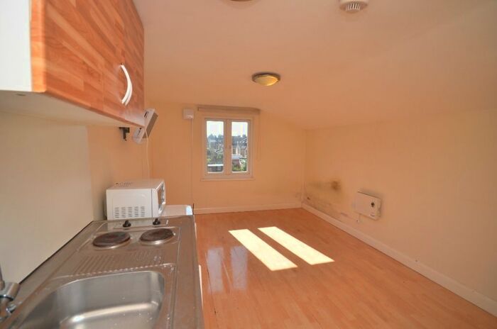 1 Bedroom Studio To Rent In Brownhill Road, London, SE6