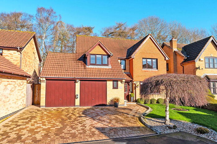 5 Bedroom Detached House For Sale In Regal Drive, Kettering, Northamptonshire, NN16