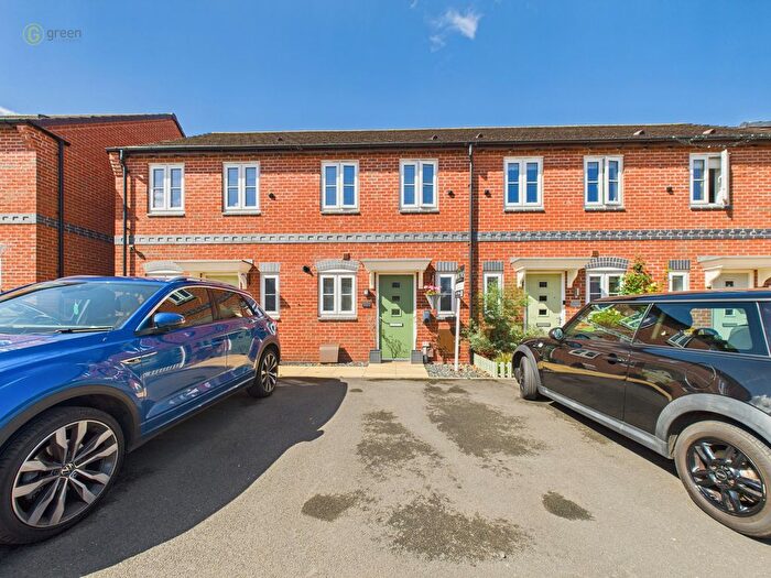 2 Bedroom Terraced House For Sale In Meadow Way, Tamworth, B79
