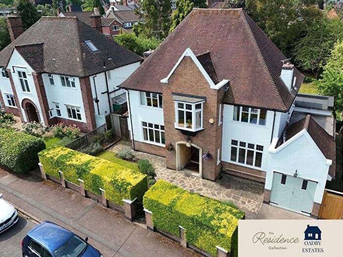 4 Bedroom Detached House For Sale In Westernhay Road, Stoneygate, LE2