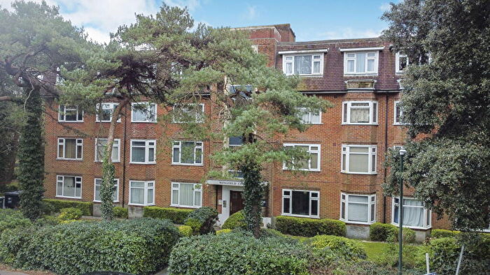 1 Bedroom Flat For Sale In Manor Road, Bournemouth, BH1