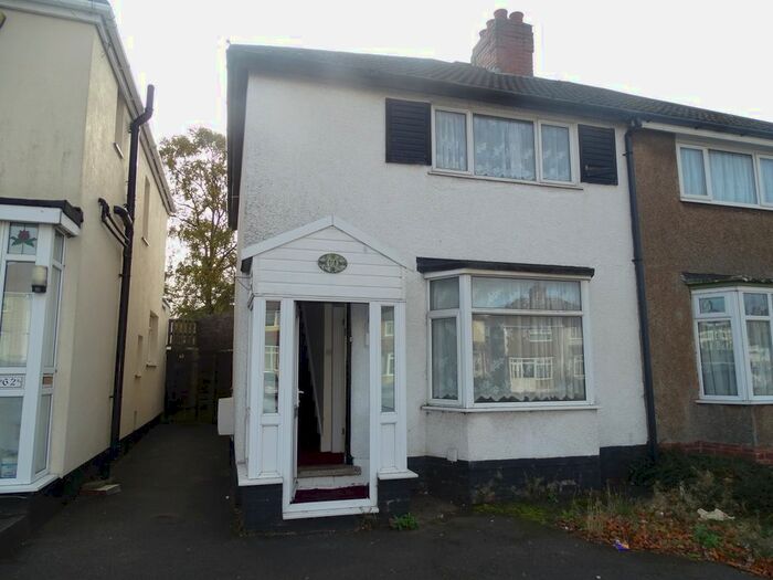 2 Bedroom Semi-Detached House To Rent In Elston Hall Lane, Wolverhampton, WV10