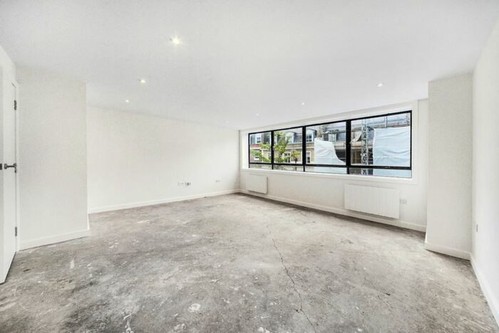 4 Bedroom Flat To Rent In Harley Street, London, W1G