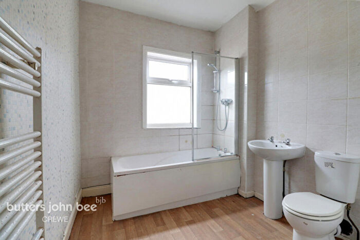 2 Bedroom End Of Terrace House For Sale In Newdigate Street, Crewe, CW1