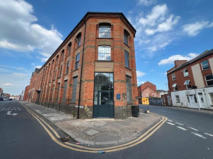 1 Bedroom Flat To Rent In Dunster Street, Northampton, NN1