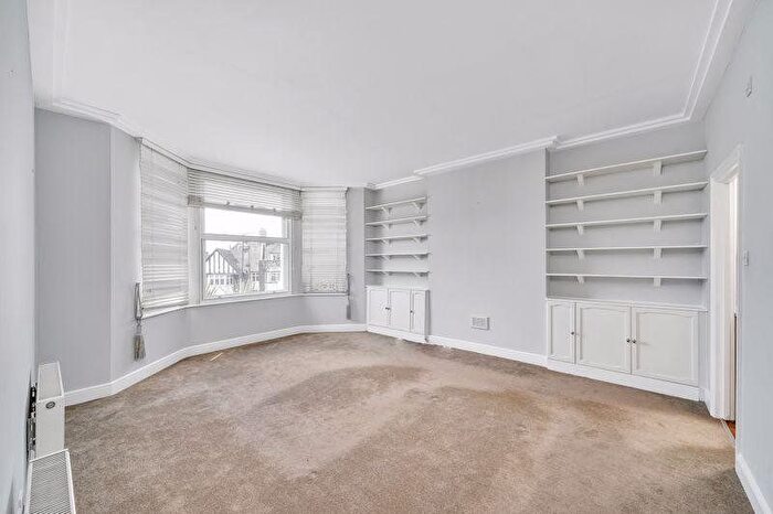 2 Bedroom Flat To Rent In Finchley Road, West Hampstead, NW3