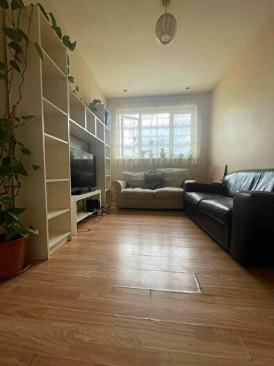 1 Bedroom Flat To Rent In Dover Road, London, E12