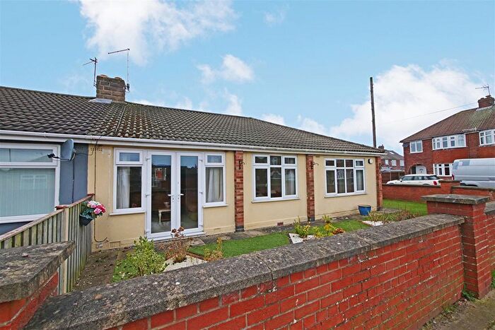 3 Bedroom Semi Detached Bungalow For Sale In Kestrel Wood Way, York, YO31