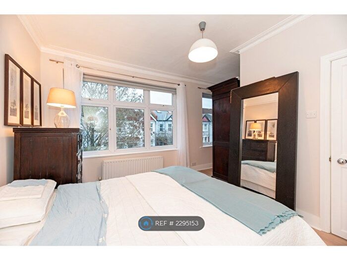 3 Bedroom Terraced House To Rent In Clifton Park Avenue, London, SW20