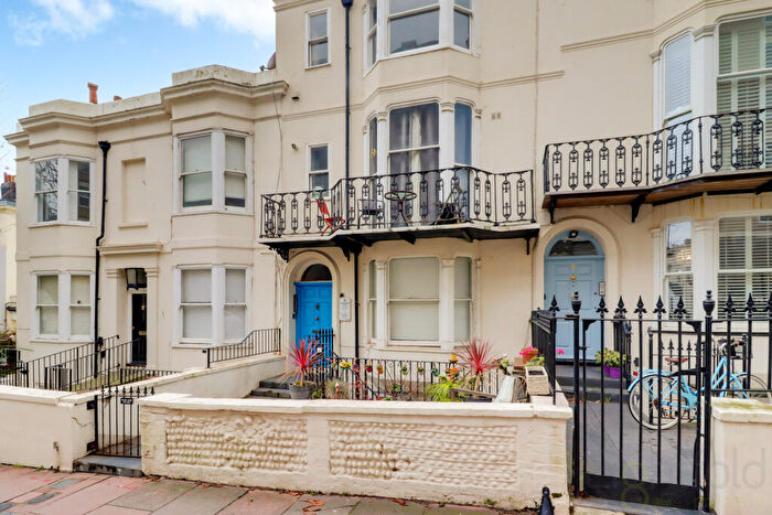2 Bedroom Maisonette For Sale In Montpelier Road, Brighton, BN1