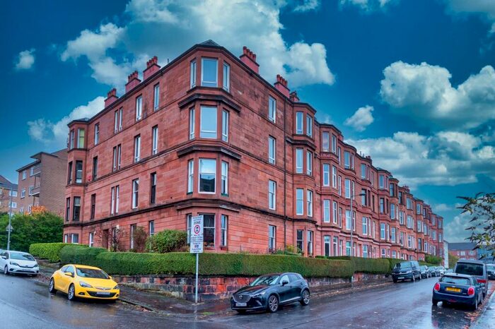3 Bedroom Flat To Rent In Thornwood Terrace, Flat /, Thornwood, Glasgow, G11