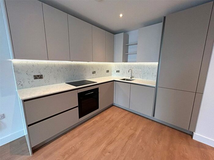 1 Bedroom Flat To Rent In Dantzic Street, Manchester, Greater Manchester, M4