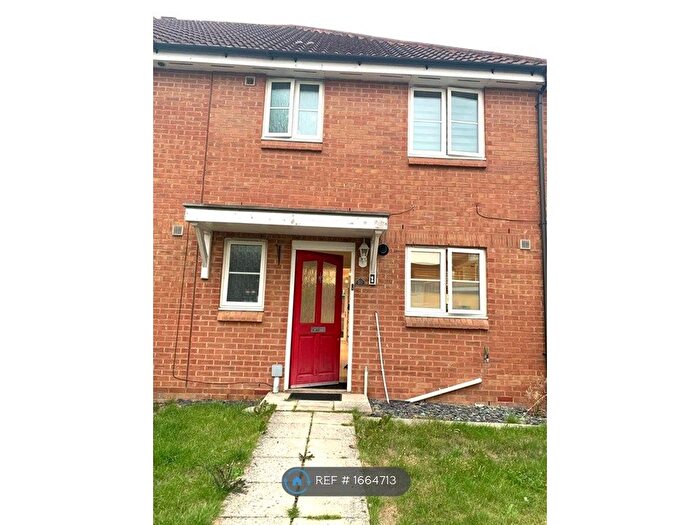 3 Bedroom Terraced House To Rent In Chambers Grove, Welwyn Garden City, AL7