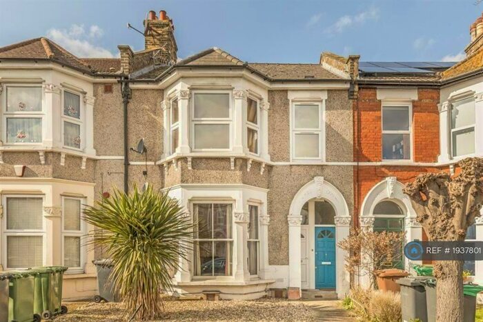 1 Bedroom Maisonette To Rent In Minard Road, London, SE6