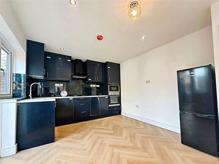 3 Bedroom Semi-Detached House To Rent In Brightside Avenue, Staines-Upon-Thames, Surrey, TW18