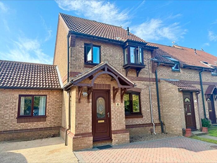 3 Bedroom End Of Terrace House For Sale In Thames Way, Caister-on-sea, NR30