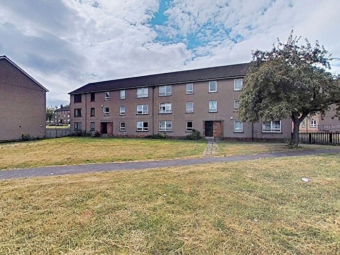 2 Bedroom Flat To Rent In Tullideph Road, Dundee, DD2