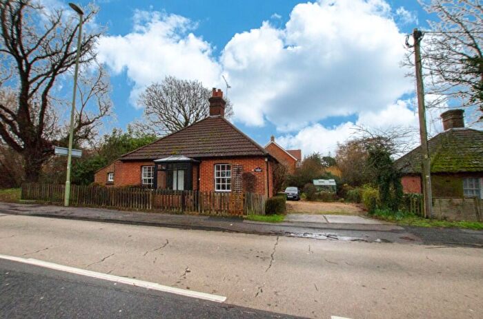 3 Bedroom Detached Bungalow For Sale In Bridge Road, Bursledon, Hampshire, SO31