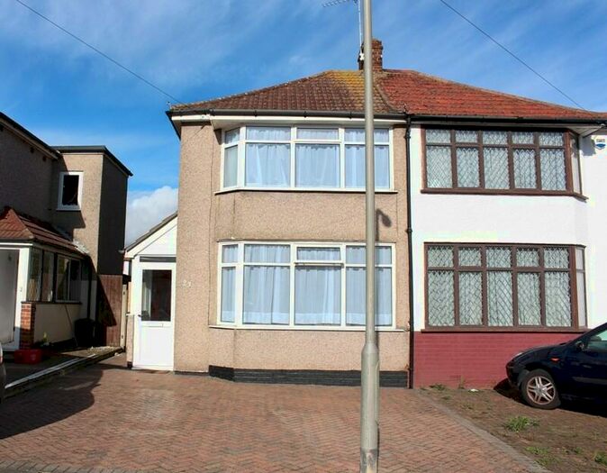 2 Bedroom Semi-Detached House To Rent In Monmouth Close, Welling, Kent, DA16