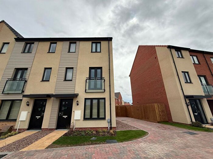 3 Bedroom Terraced House To Rent In Hampton Green, Peterborough, PE7