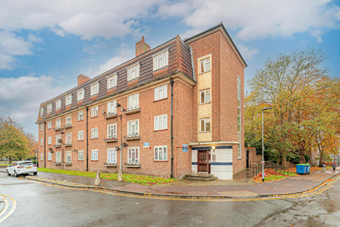 1 Bedroom Flat For Sale In North Street, Barking, IG11