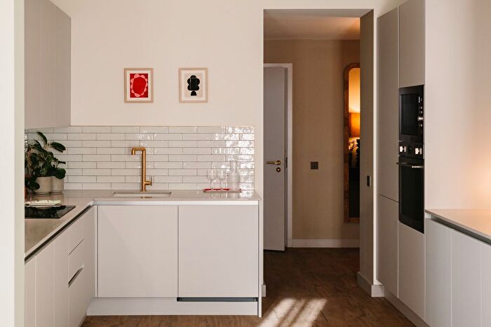 1 Bedroom Studio To Rent In The Eades, Selborne Road, London, E17