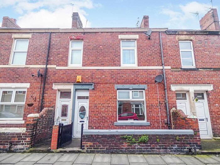 2 Bedroom Flat To Rent In Wansbeck Road, Jarrow, NE32