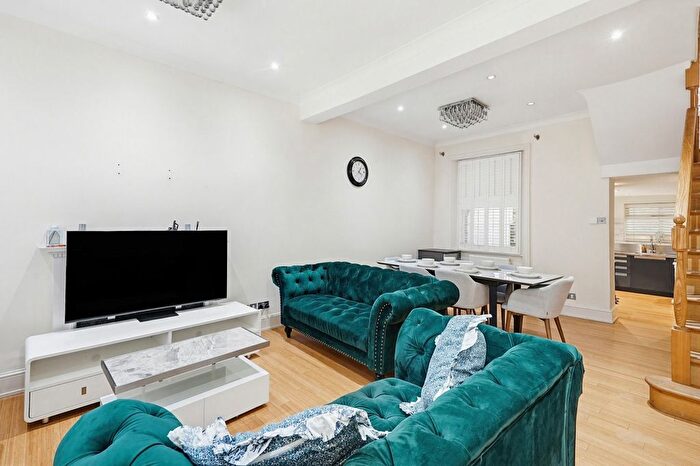 3 Bedroom Terraced House To Rent In Ponsonby Terrace, Westminster, SW1P